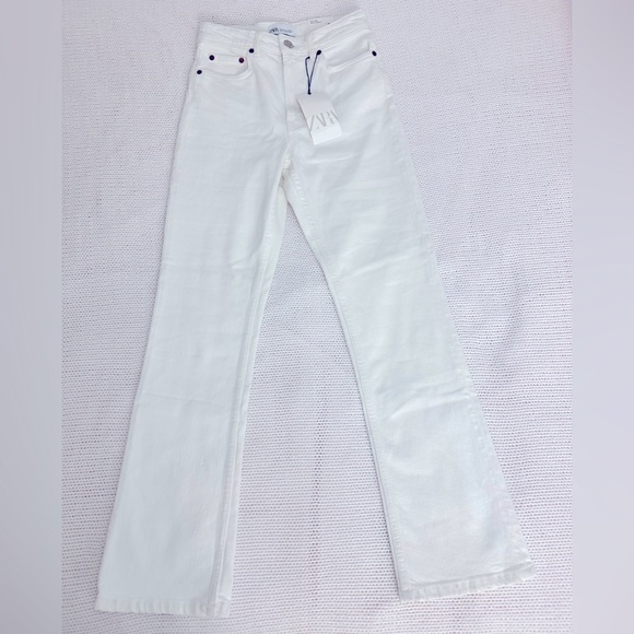 ZARA NWT High Rise Ankle Length Jeans in color Stovepipe Size 2 - Picture 2 of 8